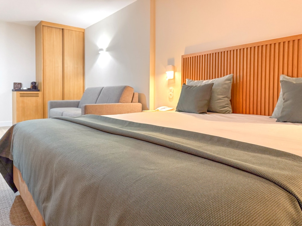 Hotel Sol e Mar - Adults Only — Hotel rooms in Albufeira, Faro