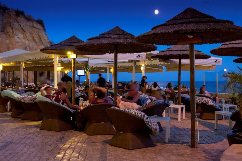 Hotel Sol e Mar - Adults Only — Restaurant & bars in Albufeira, Faro