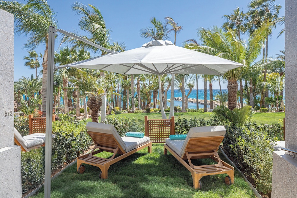 Amathus Beach Hotel Limassol — Beach in Limassol, Limassol Region