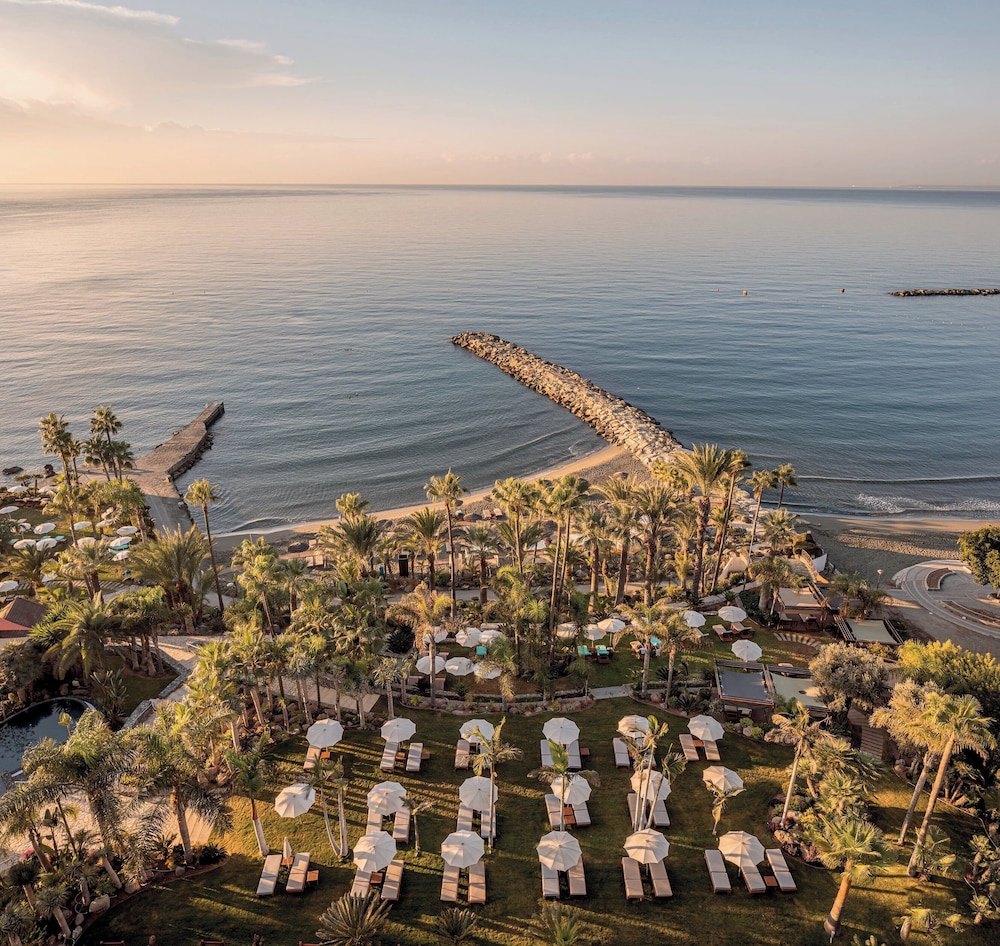 Amathus Beach Hotel Limassol — Beach in Limassol, Limassol Region