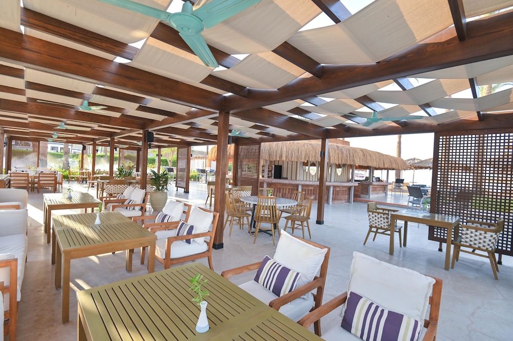 JAZ Elite Palace – Adults Friendly 16 Years Plus — Restaurant & bars in Sharm El Sheikh, Red Sea