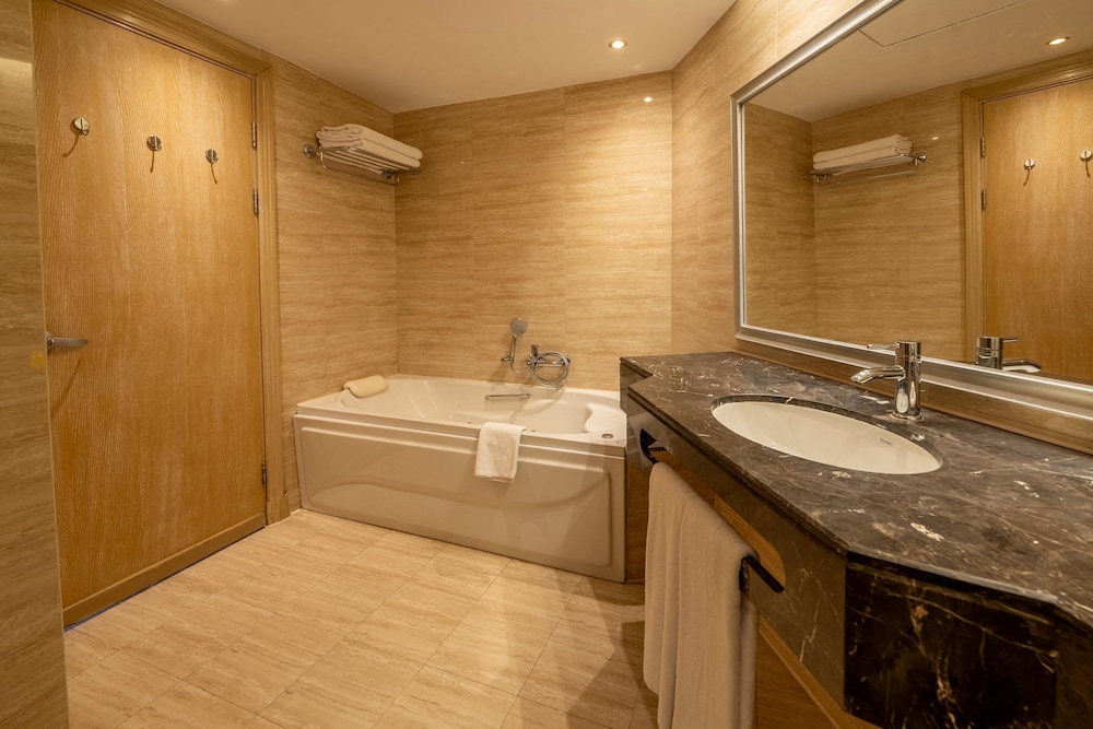 JAZ Elite Palace – Adults Friendly 16 Years Plus — Hotel rooms in Sharm El Sheikh, Red Sea
