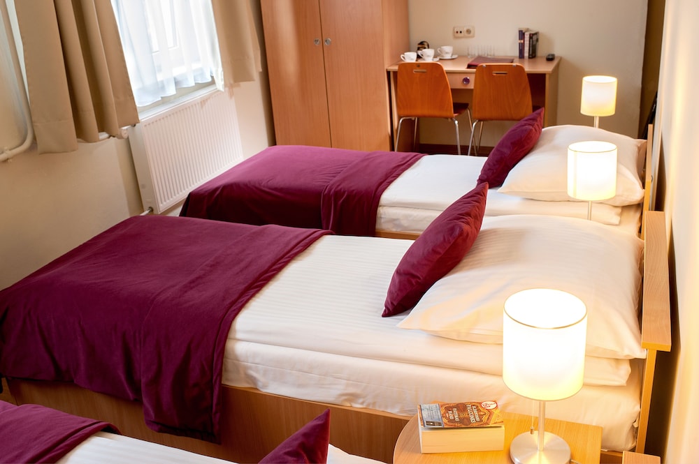 Maly Krakow Aparthotel — Rooms in Krakow, Lesser Poland