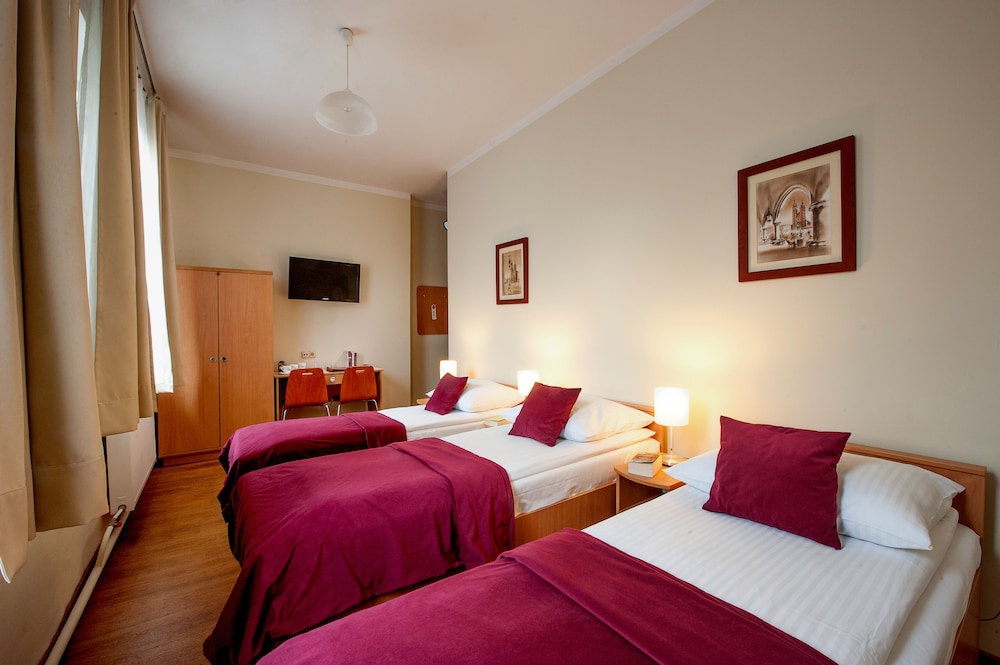 Maly Krakow Aparthotel — Rooms in Krakow, Lesser Poland