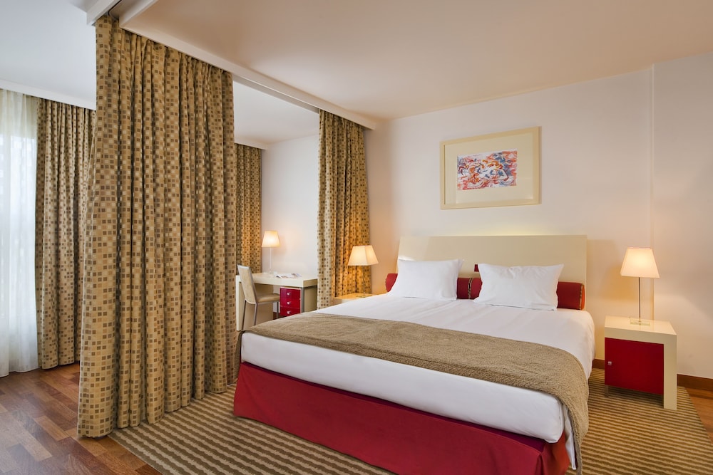 Mamaison Residence Diana — Hotel rooms in Warsaw, Masovian