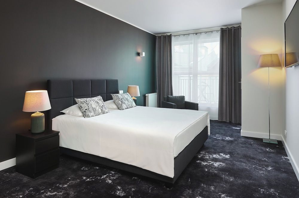 Mamaison Residence Diana — Hotel rooms in Warsaw, Masovian