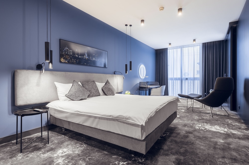 Mamaison Residence Diana — Hotel rooms in Warsaw, Masovian