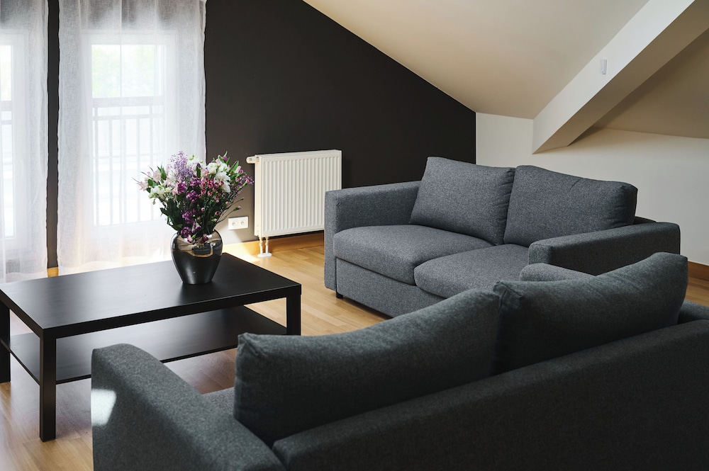 Mamaison Residence Diana — Hotel rooms in Warsaw, Masovian