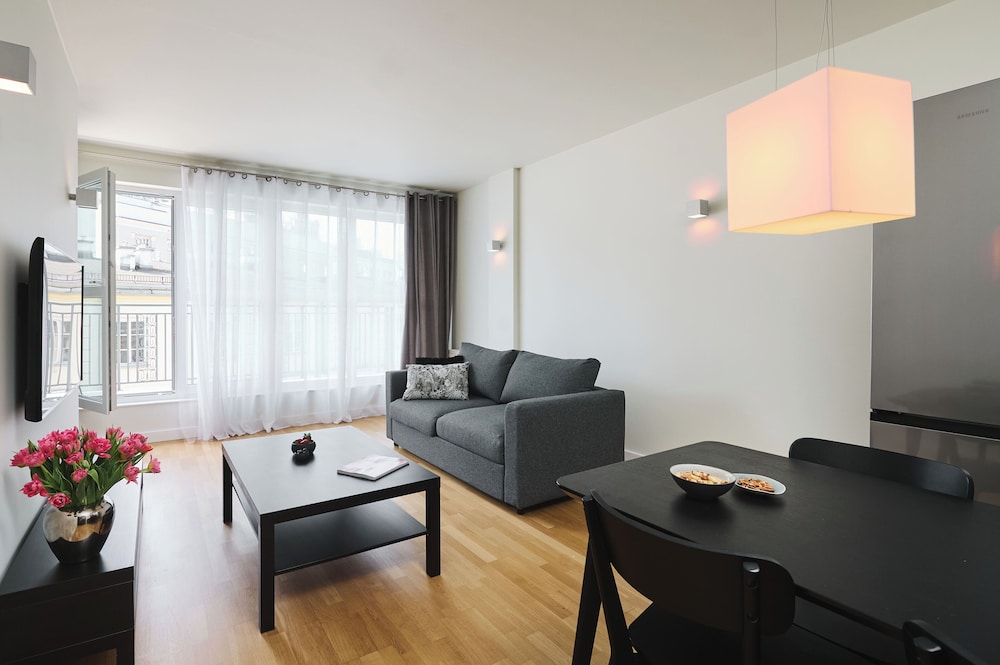 Mamaison Residence Diana — Hotel rooms in Warsaw, Masovian
