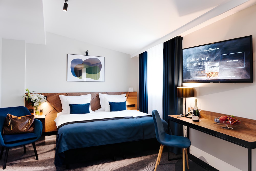 Hotel Ascot Premium — Main photo in Krakow, Lesser Poland