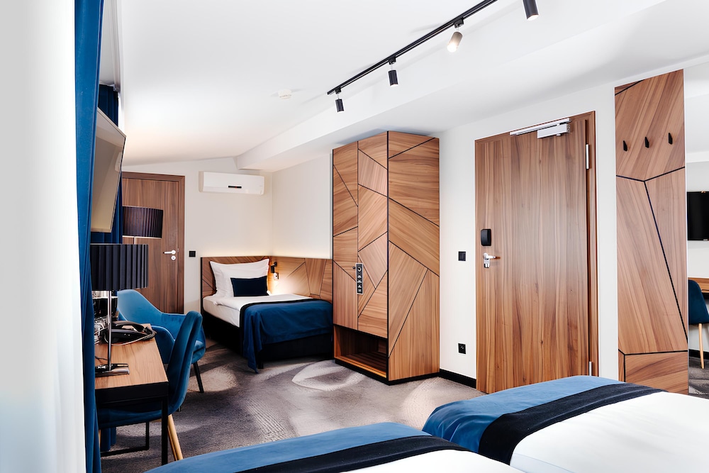 Hotel Ascot Premium — Hotel rooms in Krakow, Lesser Poland