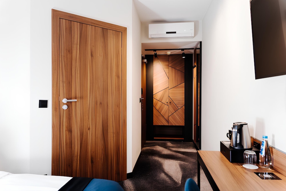 Hotel Ascot Premium — Hotel rooms in Krakow, Lesser Poland