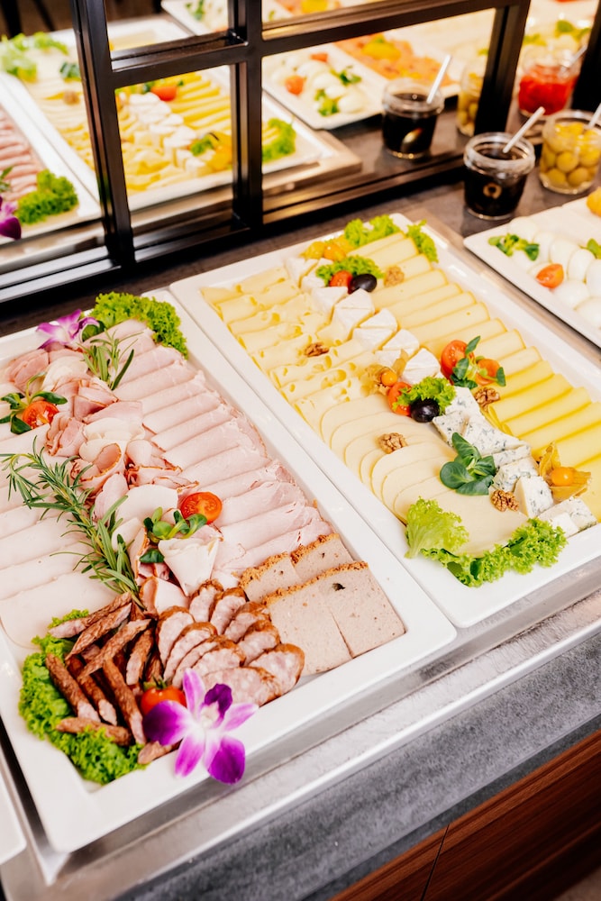 Hotel Ascot Premium — Restaurant & bars in Krakow, Lesser Poland