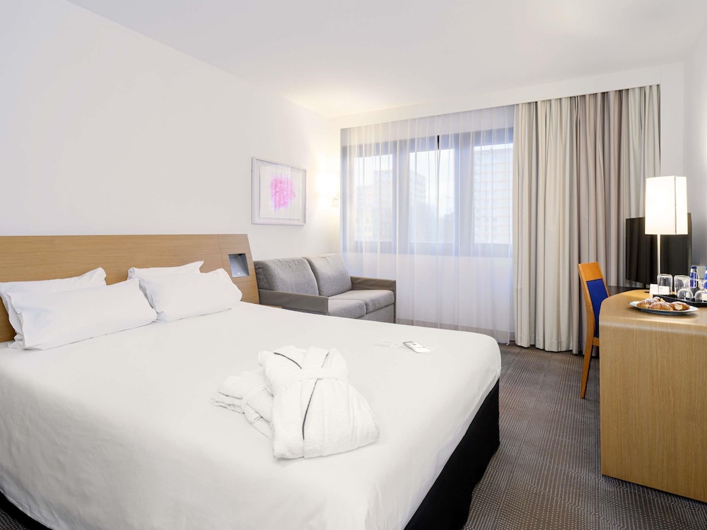 Novotel Gdansk Centrum — Hotel rooms in Gdansk, Pomeranian