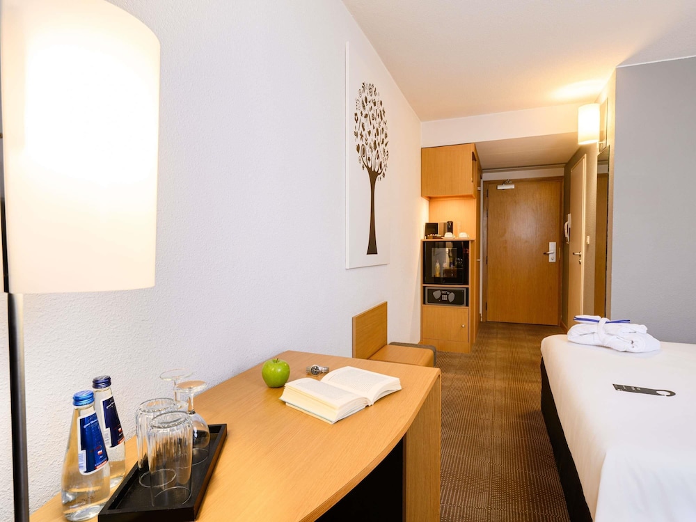 Novotel Gdansk Centrum — Hotel rooms in Gdansk, Pomeranian