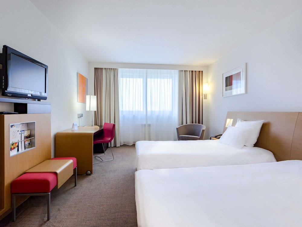Novotel Krakow City West — Hotel rooms in Krakow, Lesser Poland