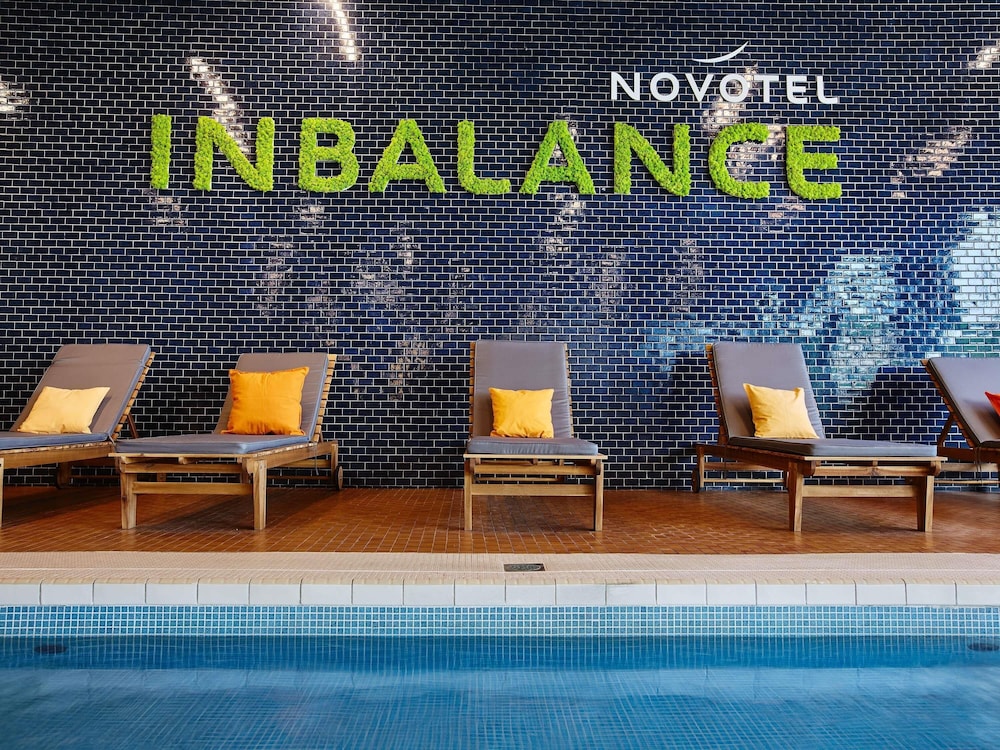 Novotel Krakow City West — Swimming pool in Krakow, Lesser Poland