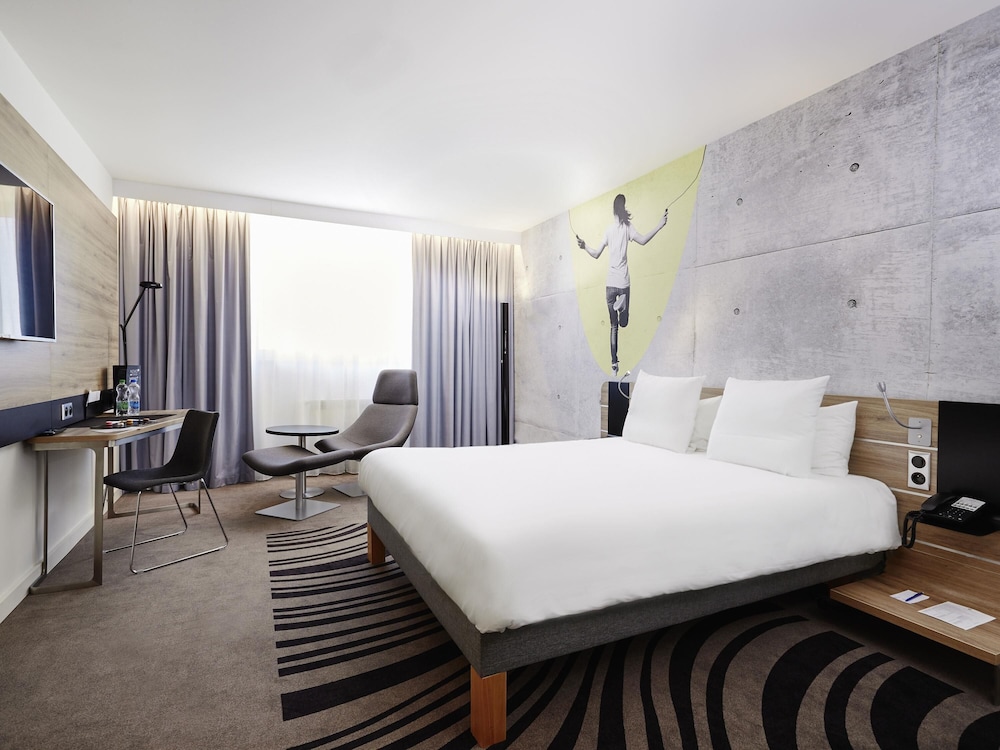 Novotel Krakow City West — Hotel rooms in Krakow, Lesser Poland