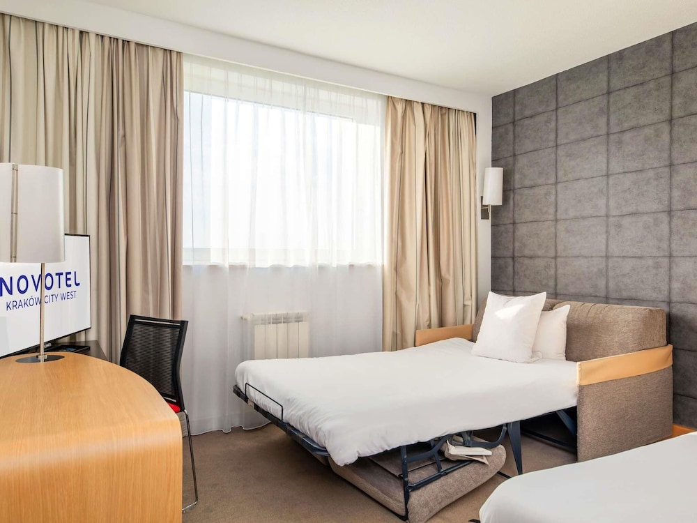 Novotel Krakow City West — Hotel rooms in Krakow, Lesser Poland