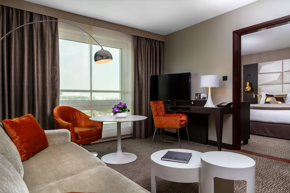 Sofitel Warsaw Victoria — Hotel rooms in Warsaw, Masovian