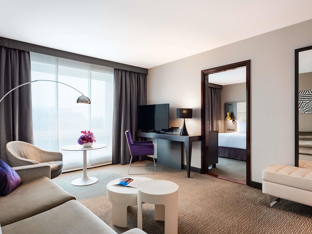Sofitel Warsaw Victoria — Hotel rooms in Warsaw, Masovian