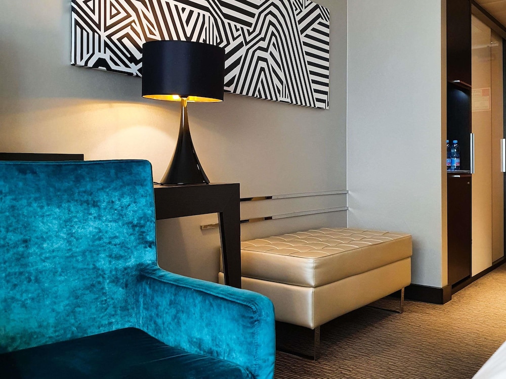 Sofitel Warsaw Victoria — Hotel rooms in Warsaw, Masovian