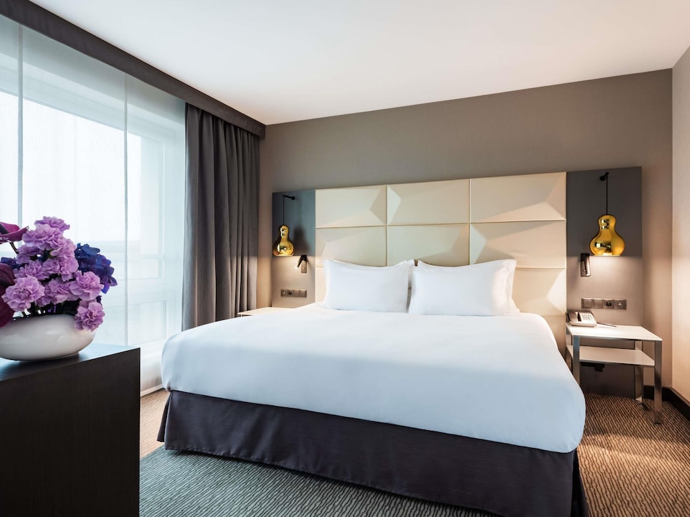 Sofitel Warsaw Victoria — Hotel rooms in Warsaw, Masovian