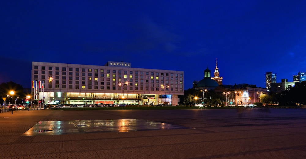 Sofitel Warsaw Victoria — Hotel building in Warsaw, Masovian