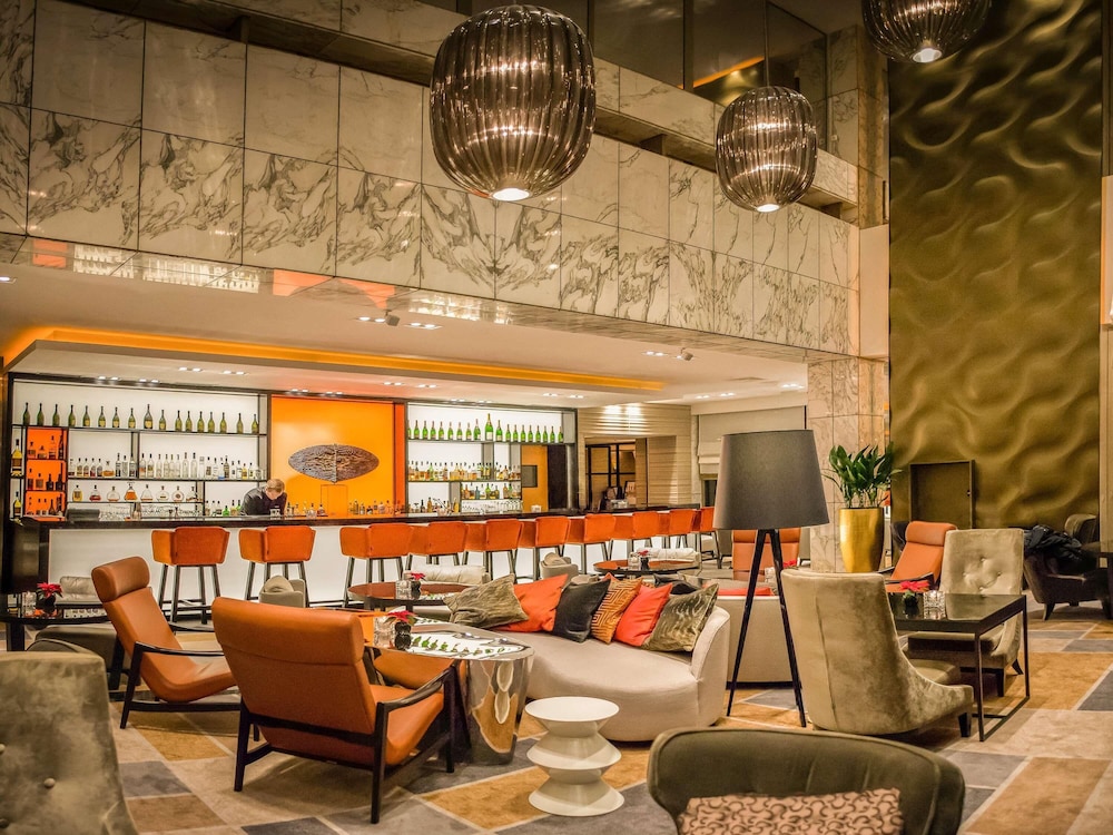 Sofitel Warsaw Victoria — Restaurant & bars in Warsaw, Masovian