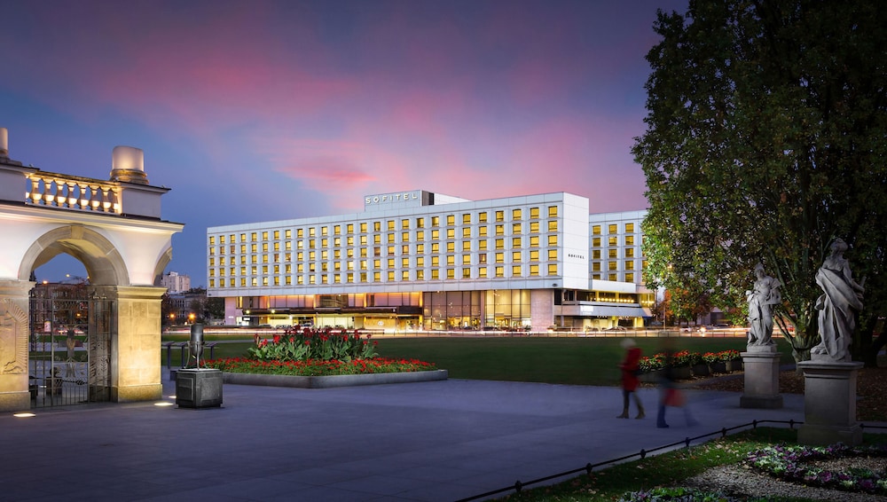 Sofitel Warsaw Victoria — Hotel building in Warsaw, Masovian