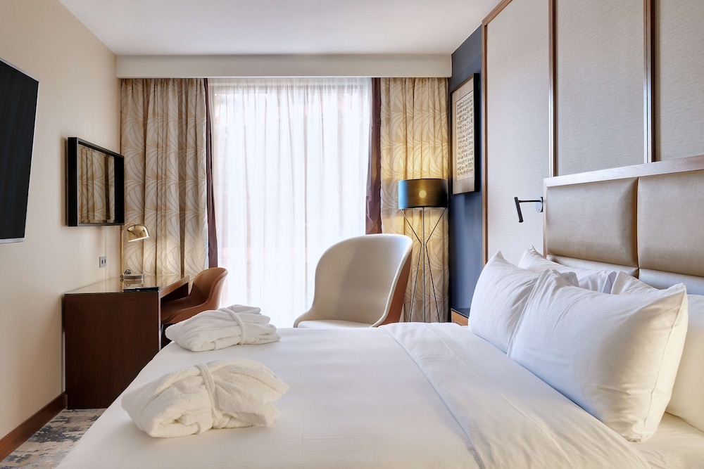 Hilton Gdansk — Hotel rooms in Gdansk, Pomeranian