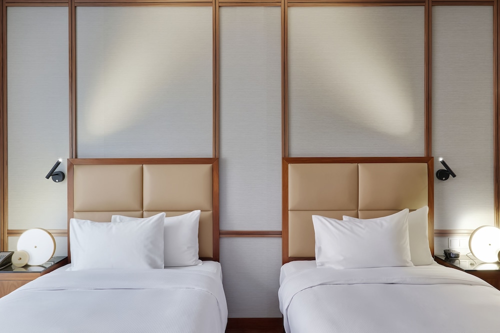 Hilton Gdansk — Hotel rooms in Gdansk, Pomeranian