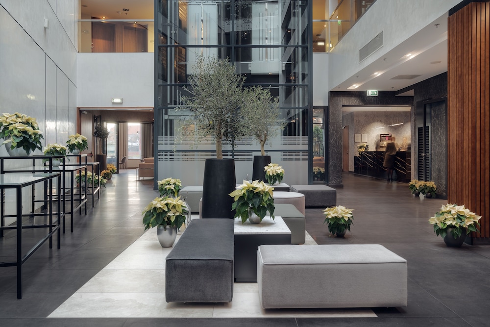 Hilton Gdansk — Hotel building in Gdansk, Pomeranian