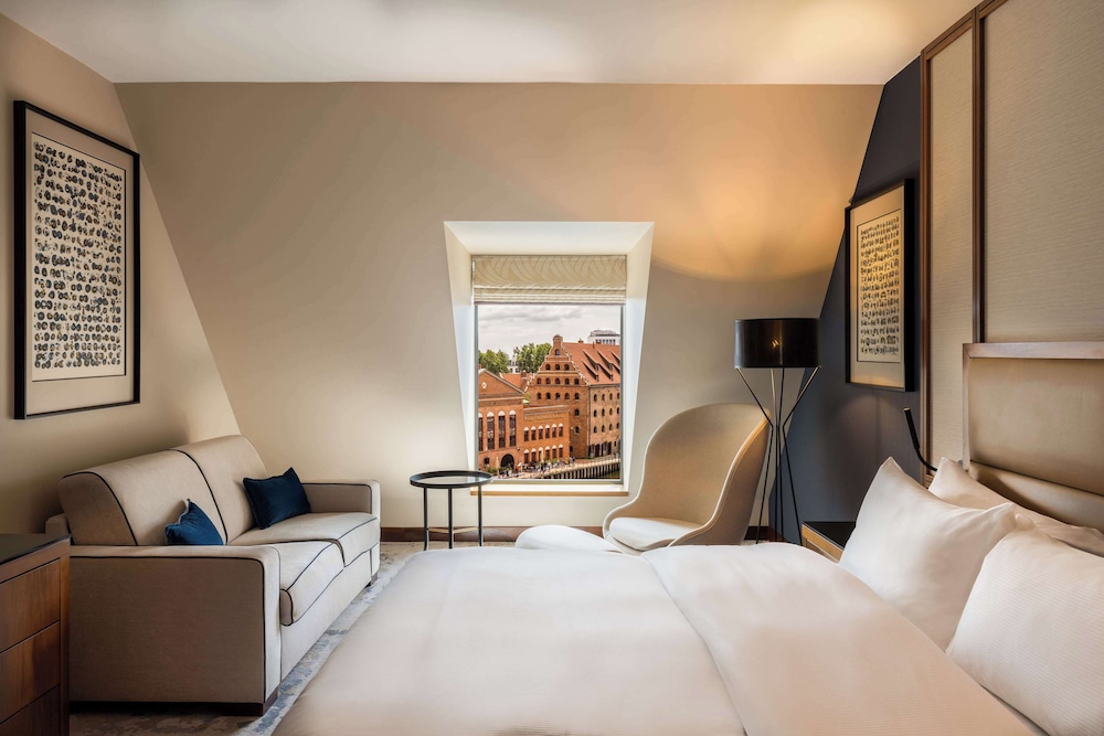 Hilton Gdansk — Hotel rooms in Gdansk, Pomeranian