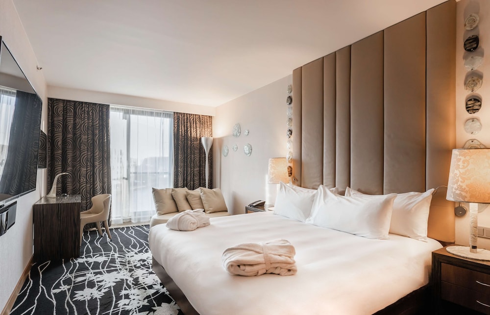 Hilton Gdansk — Hotel rooms in Gdansk, Pomeranian