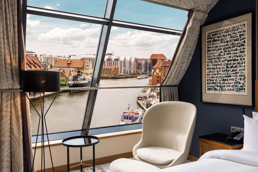 Hilton Gdansk — Hotel rooms in Gdansk, Pomeranian