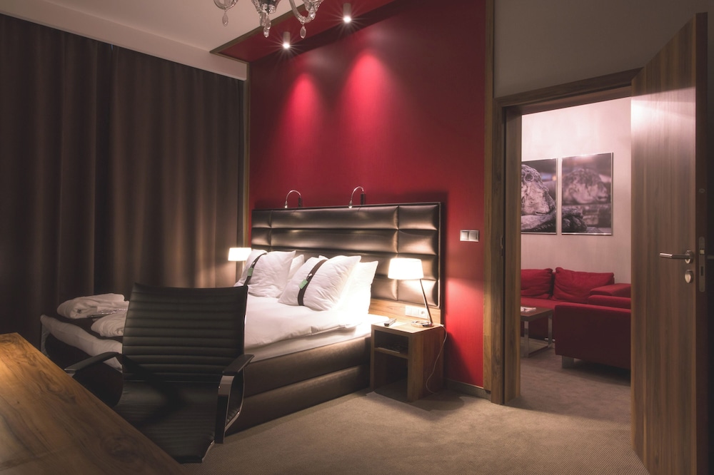 Holiday Inn Krakow City Centre by IHG — Hotel rooms in Krakow, Lesser Poland