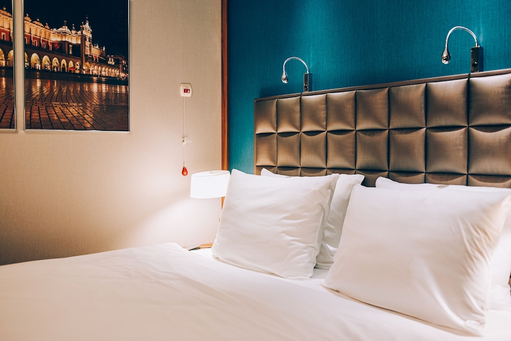Holiday Inn Krakow City Centre by IHG — Hotel rooms in Krakow, Lesser Poland