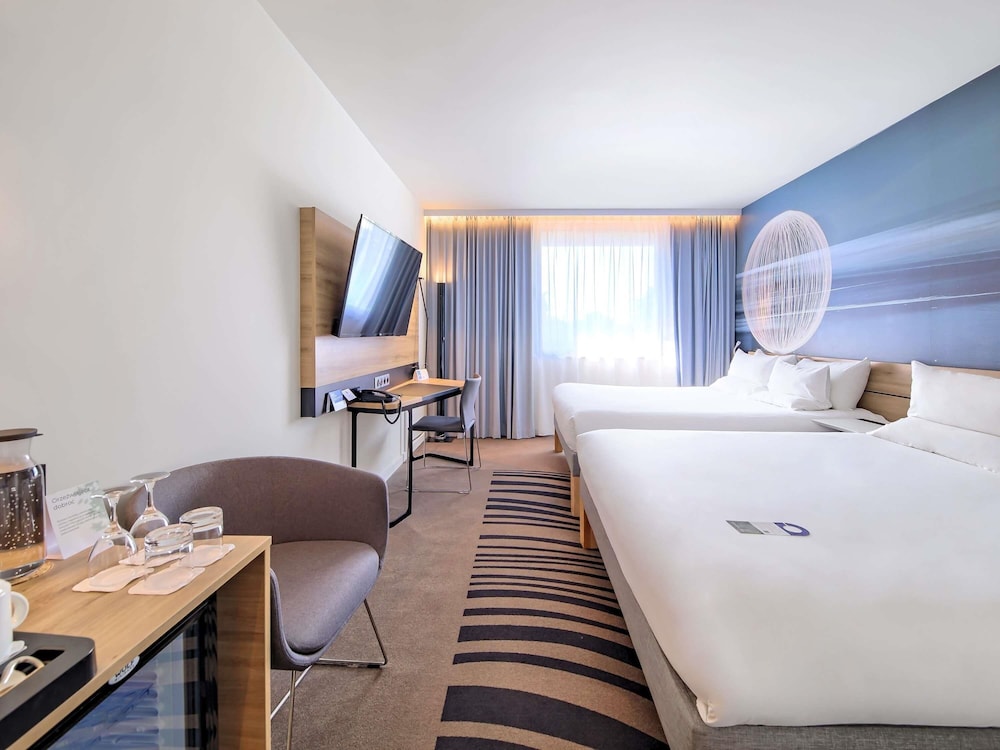 Novotel Krakow Centrum — Hotel rooms in Krakow, Lesser Poland