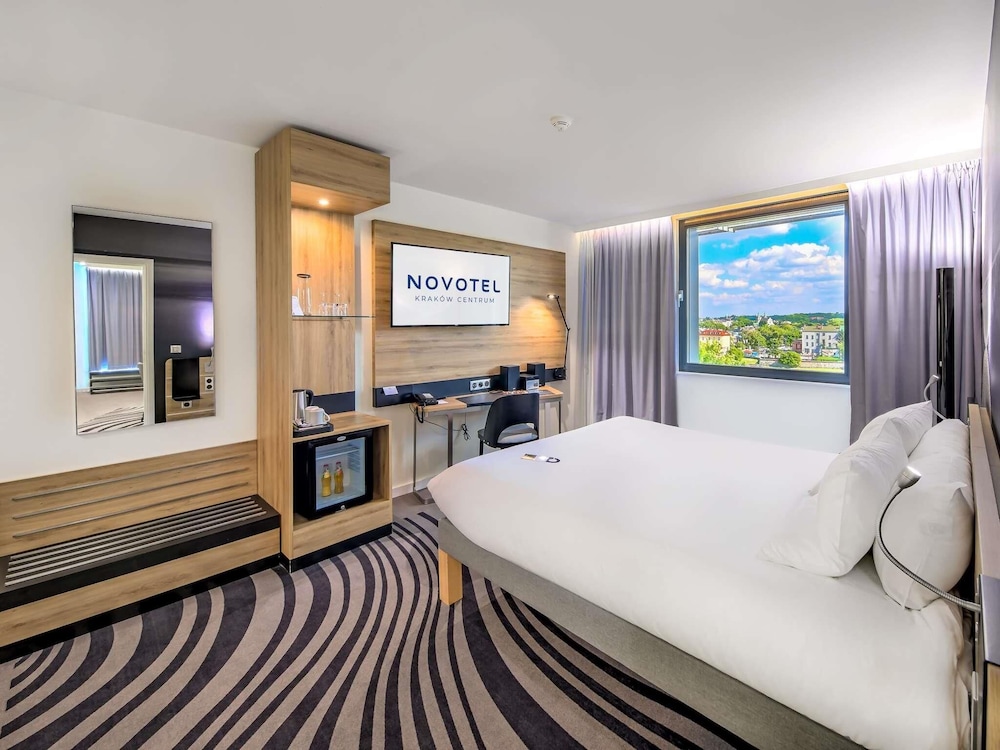 Novotel Krakow Centrum — Hotel rooms in Krakow, Lesser Poland
