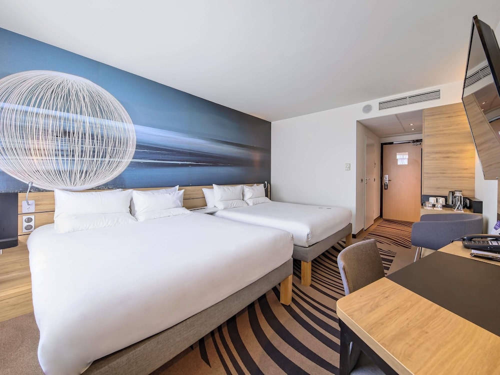 Novotel Krakow Centrum — Hotel rooms in Krakow, Lesser Poland