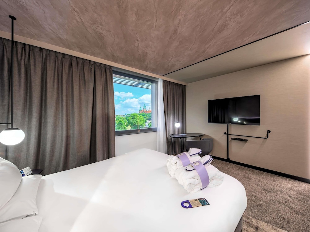 Novotel Krakow Centrum — Hotel rooms in Krakow, Lesser Poland