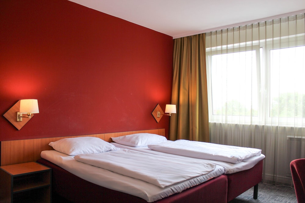Good Morning + Berlin City East — Hotel rooms in Berlin, Berlin