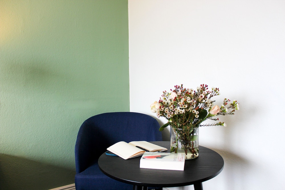 Good Morning + Berlin City East — Hotel rooms in Berlin, Berlin