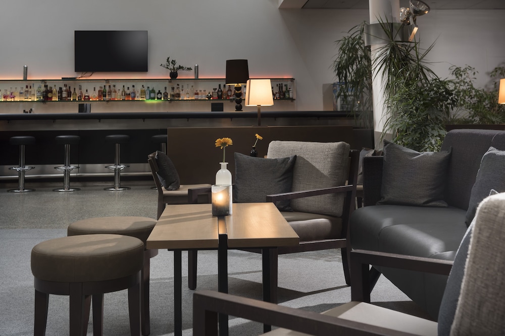 Holiday Inn Berlin City West by IHG — Restaurant & bars in Berlin, Berlin