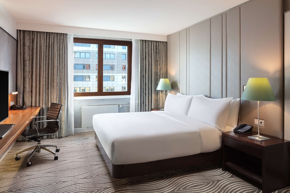 Hilton Berlin — Hotel rooms in Berlin, Berlin