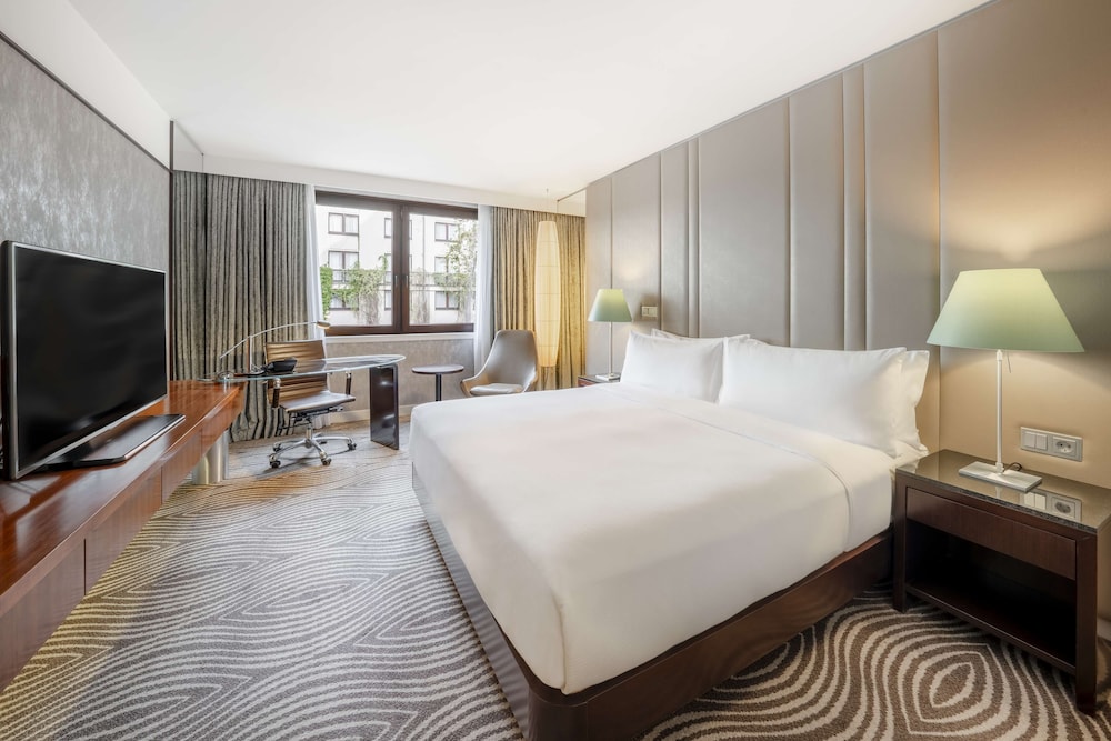 Hilton Berlin — Hotel rooms in Berlin, Berlin