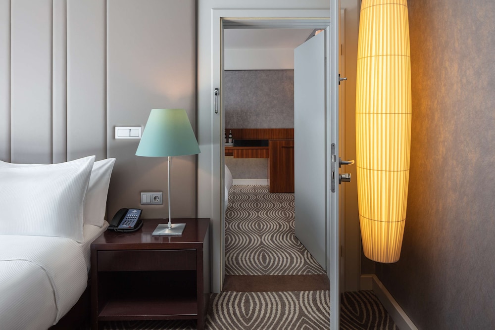 Hilton Berlin — Hotel rooms in Berlin, Berlin