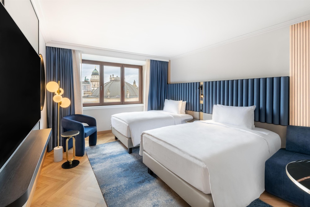 Hilton Berlin — Hotel rooms in Berlin, Berlin