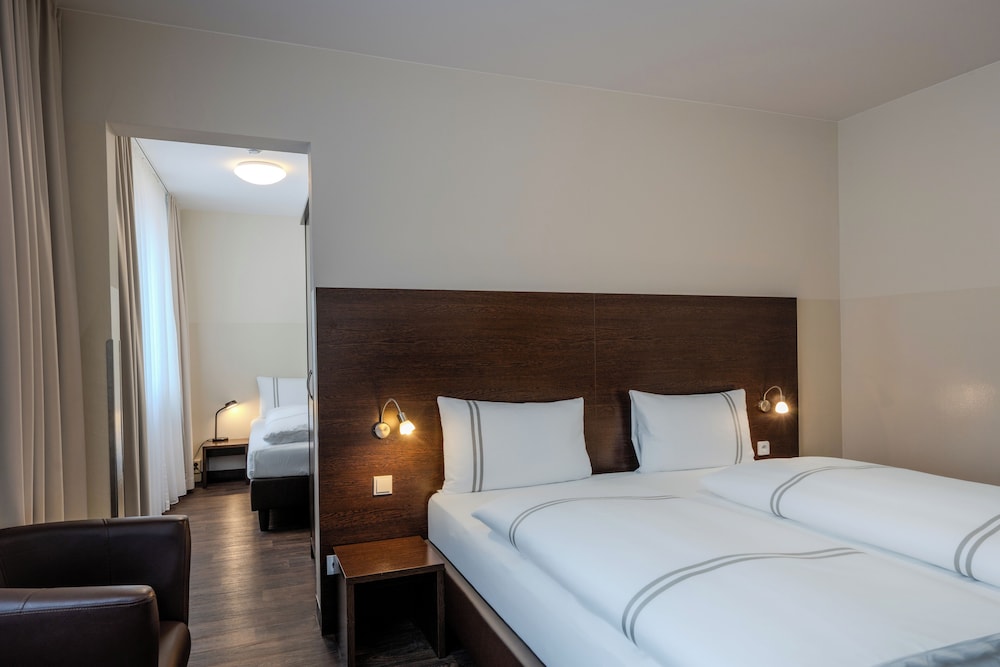 Premier Inn Berlin City Spittelmarkt — Hotel rooms in Berlin, Berlin